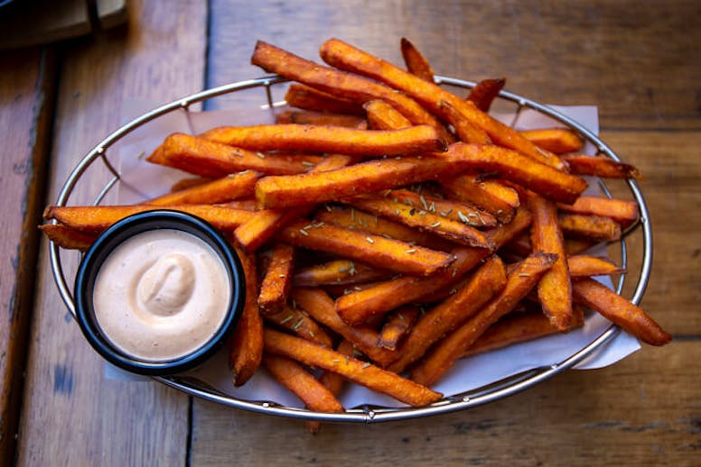 varmluftsfritös - airfryer - fritös